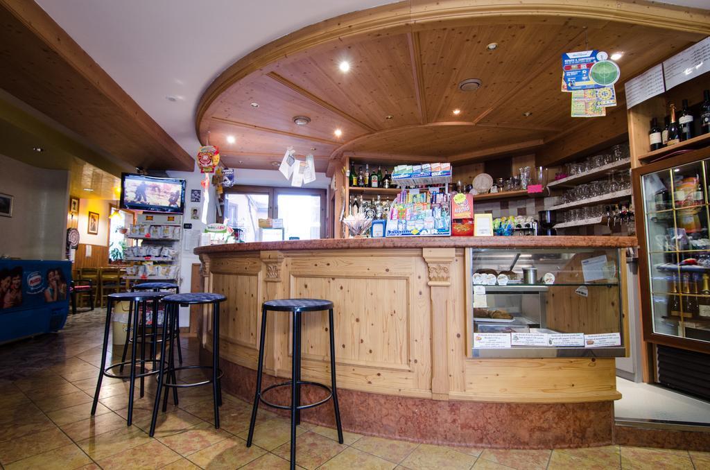 Hotel Ristorante Centrale Rovere Veronese Exteriér fotografie