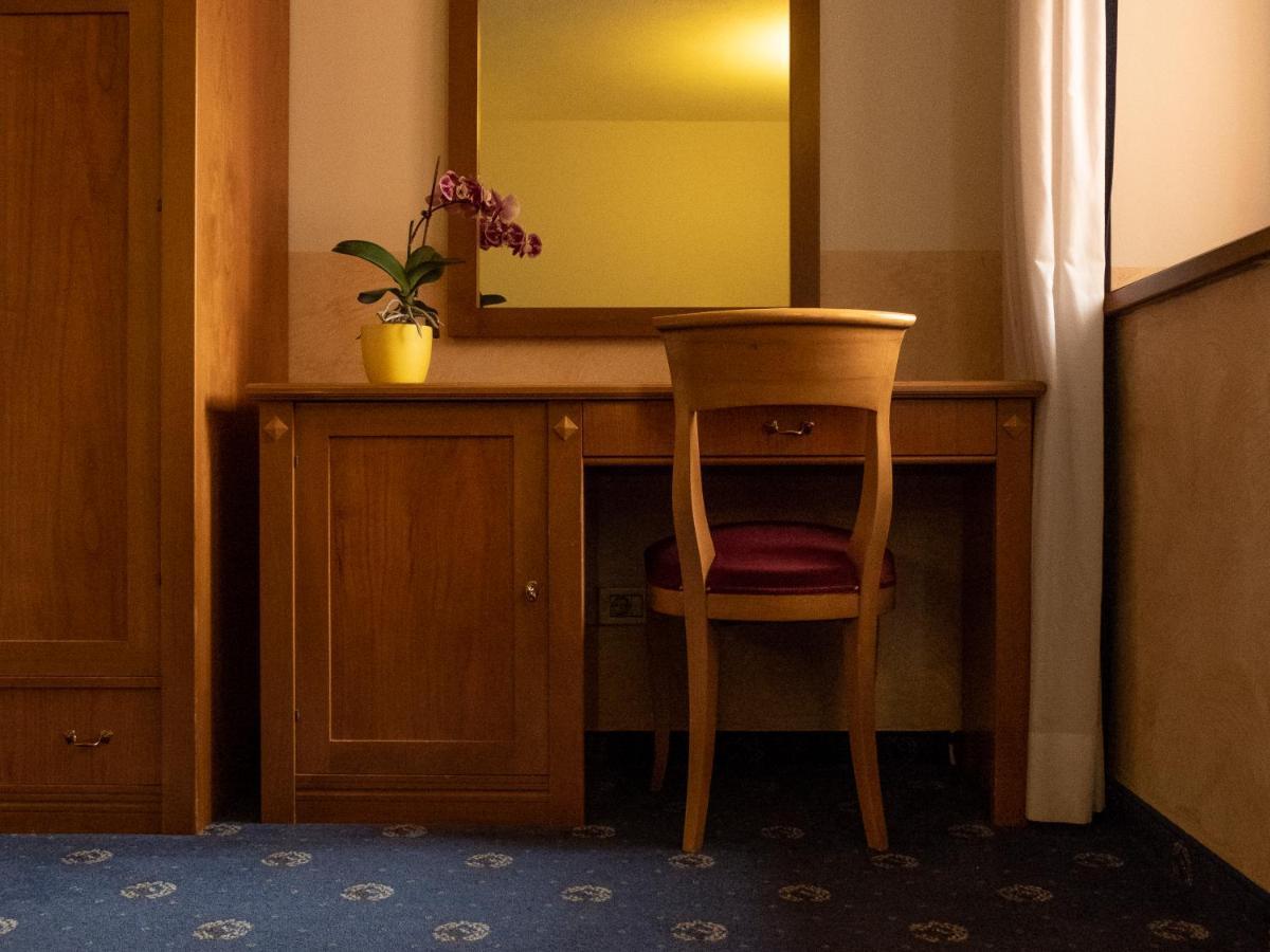 Hotel Ristorante Centrale Rovere Veronese Exteriér fotografie